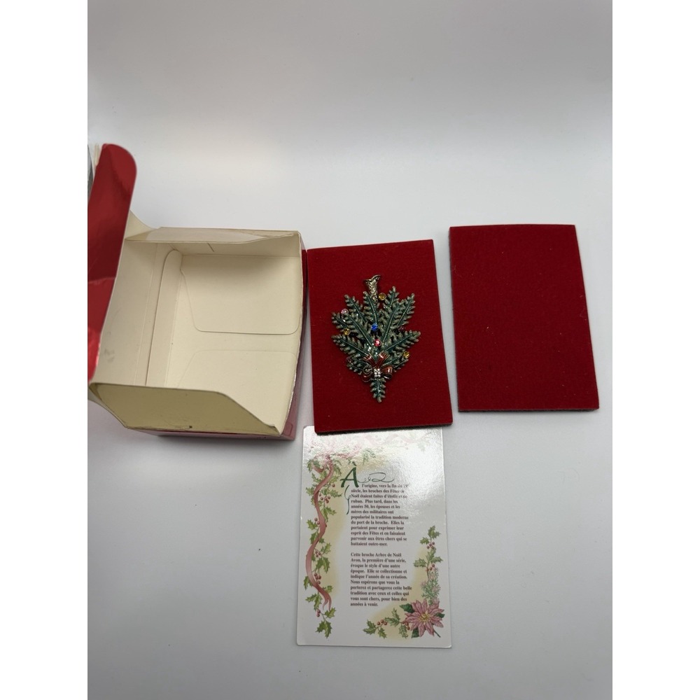 AVON 2004 1st Annual Enamel Rhinestone Christmas Tree‎ Pin Brooch NEW OLD STOCK